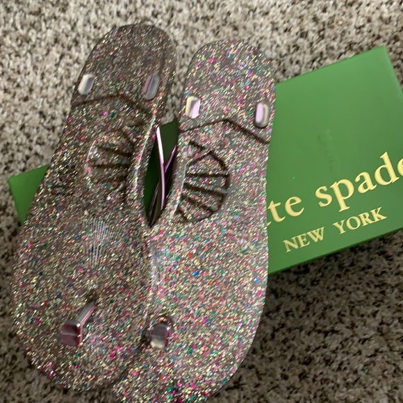 Sandals - Picture 3 of 4